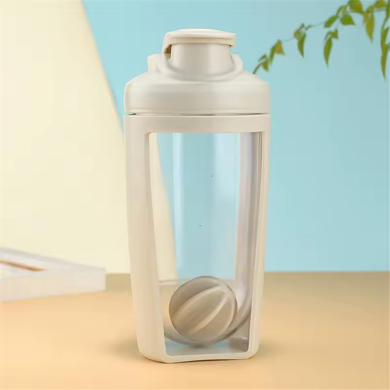 Nadora Bottle Shaker